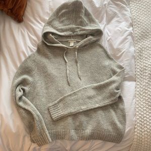 H&M OVERSIZED HOODED SWEATER